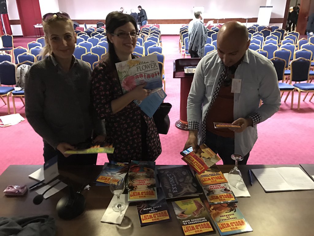 MattMurrie's tweet photo. @mbfxc #WhatIf @jerrypallotta's books 📚 were a hit at #EduConference2017 🙌🏽🙏🏽👏🇲🇰 @friendsofeducat https://t.co/gilwtNogFZ