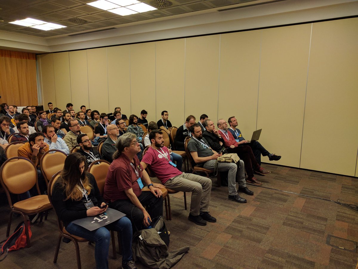 pauloxnet's tweet image. "Regole pratiche per testare la documentazione" @marcobuttu at #PyCon8 @pyconit #sphinx #restructuredtext #doctest @readthedocs @mediainaf