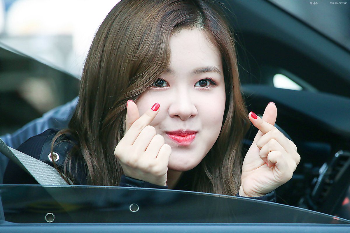 BLPINKXO's tweet photo. 진짜귀엽디ㅡ.... https://t.co/ujwNJh8XHK