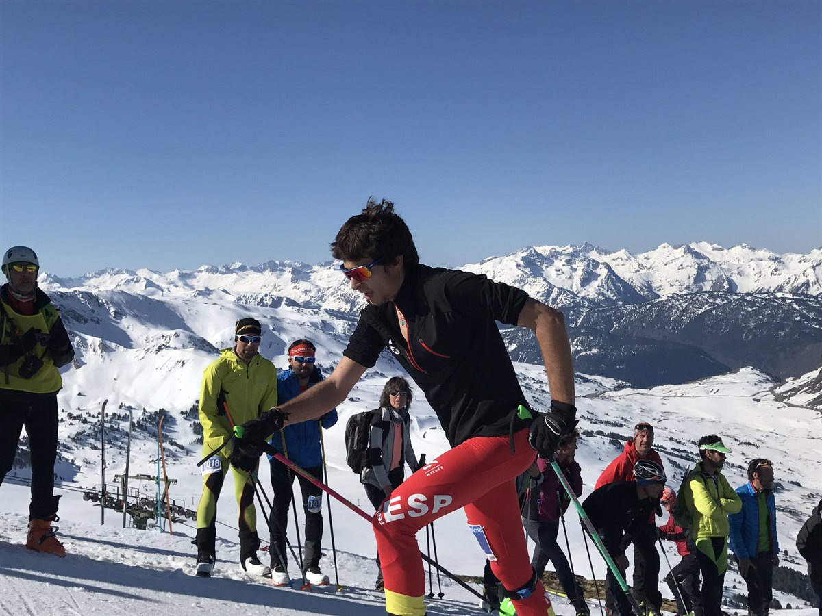 esqui_fedme's tweet photo. Bronce espoir para @OriolCardonaa! 2 podios en un fin de semana. ¡Final de temporada redondo para el pequeño de los Cardona!🏅@valdaranskimo https://t.co/obDXuPBPV4