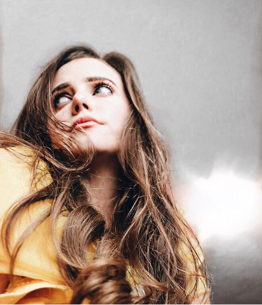 Long_Alis's tweet photo. Yine bir Huff sarısı ve yine bir ben ✨ https://t.co/xz1tCvOeP6