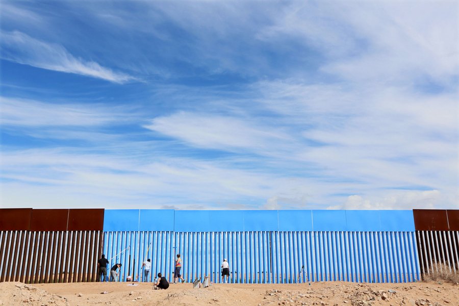 ARTEJustice's tweet photo. #ErasingtheBorder "...an effort to symbolically erase a long-standing physical barrier that separates families..." https://t.co/KQoGLJGmCw https://t.co/xbrwTKJlFN