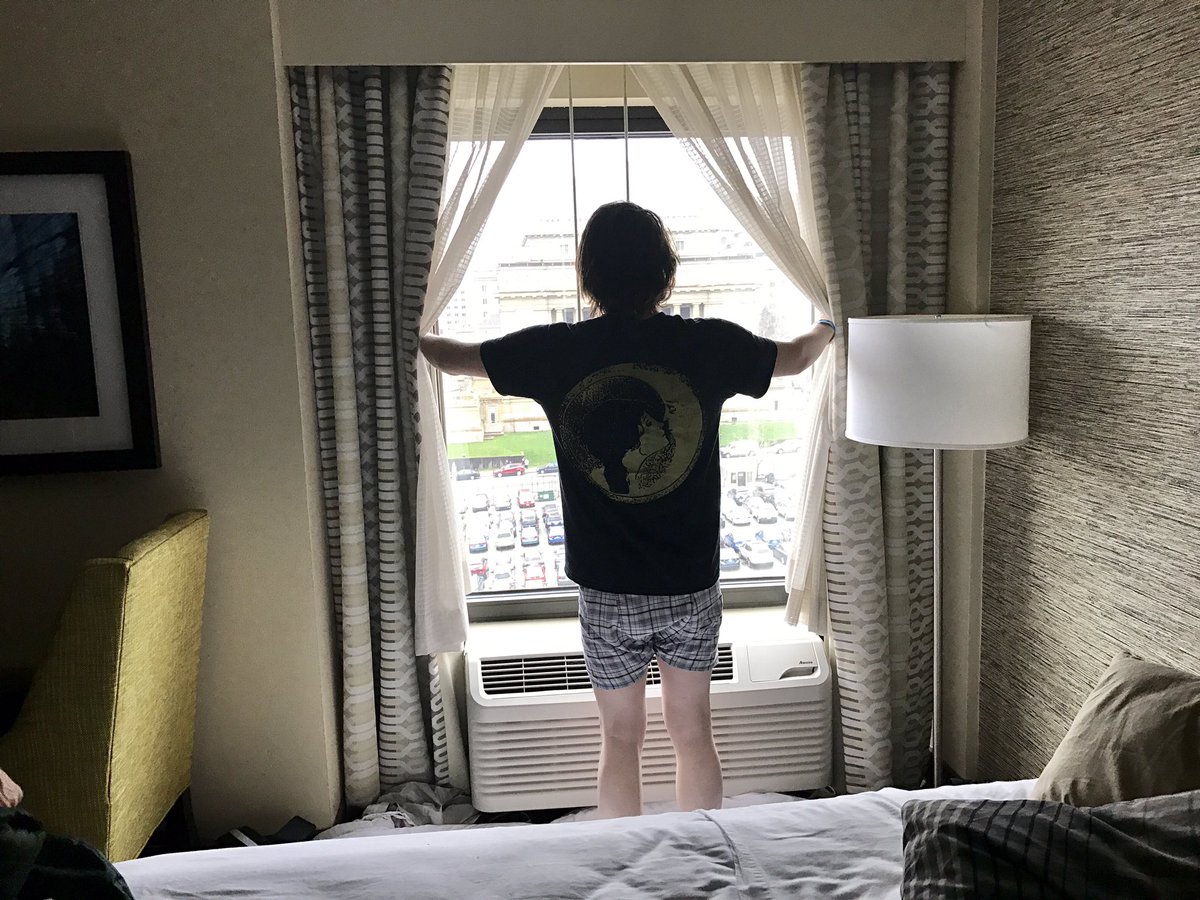 Dunnzos's tweet photo. Iconic https://t.co/xdDFXfwjCq