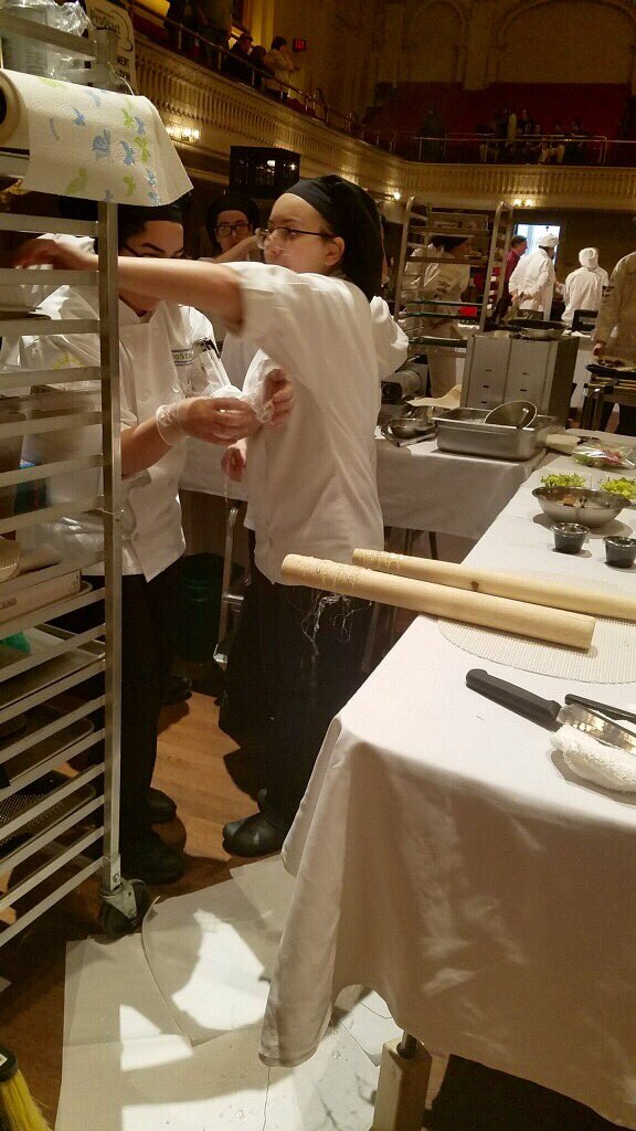 Snapchef's tweet photo. Impressive to watch the student chefs in action at the @ProStart Invitational in #Worcester !
#maprostart2017 #mpsi2017 @MassRestaurants https://t.co/Eh8IaQCTvW