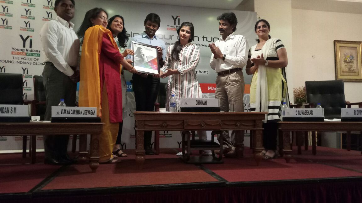 D_Guna's tweet photo. @Chinmayi at Coffee Session with the members of @Yi_Madurai. Truly brilliant and 'Straight from the Heart' answers to all questions! https://t.co/wUOEErPwQe