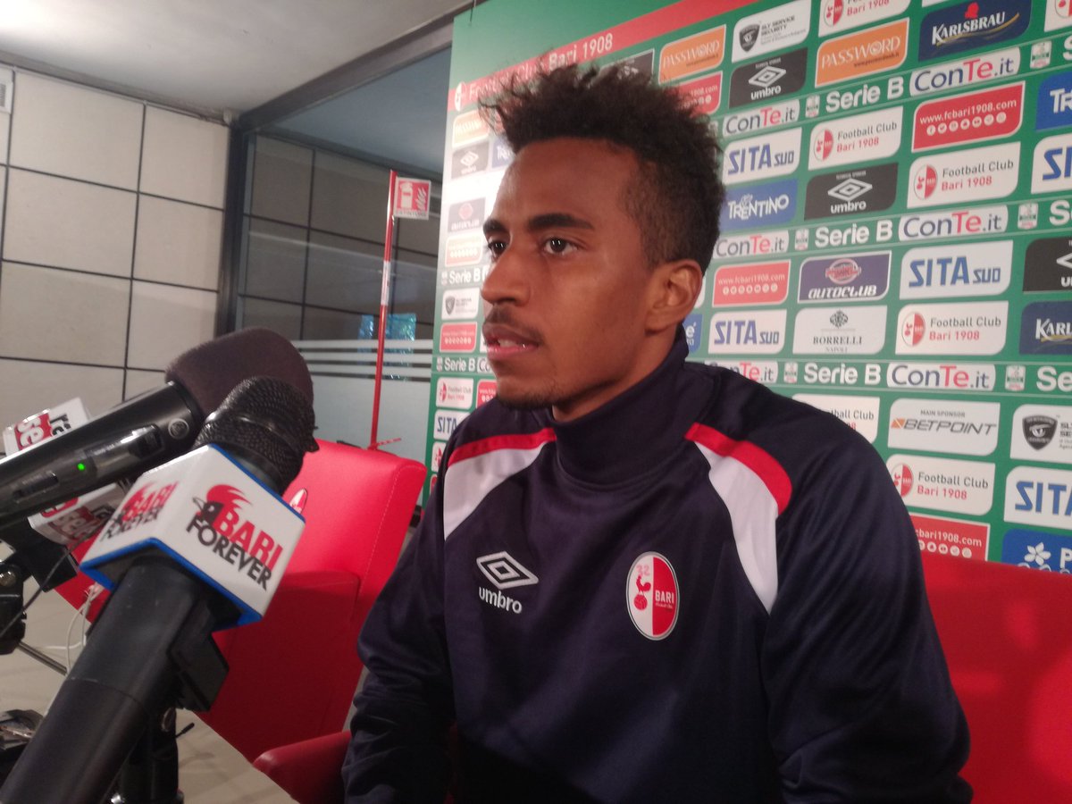 fcb1908's tweet image. Capradossi: 'Con il Novara bella prestazione di tutti. Sono felice anche della mia. Sto crescendo molto qui a Bari".
#amalabari