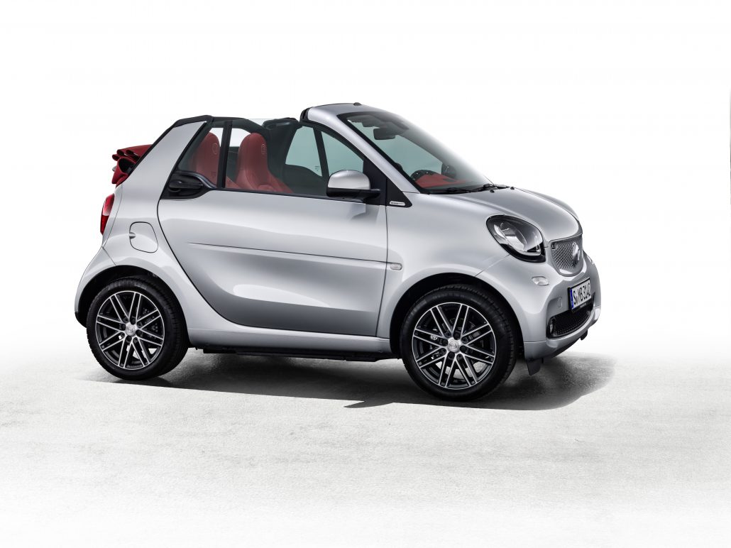 smartHerts's tweet photo. Curtains up for BRABUS edition #2 and crosstown https://t.co/Rw5IcELS00 #smart #brabus https://t.co/eakiJ1DszY