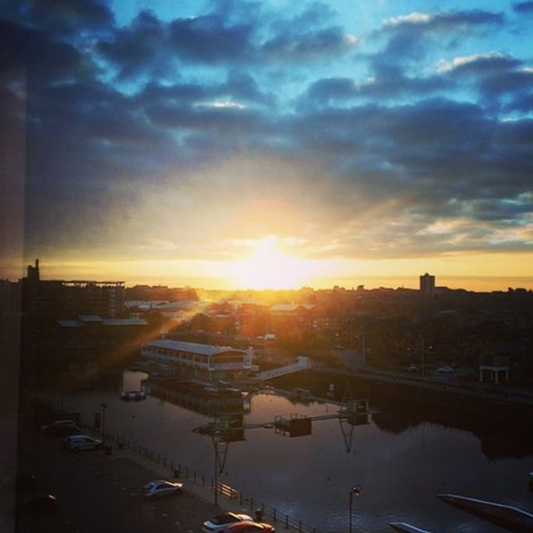 addmck's tweet photo. @TheKeelUK I #LoveTheKeel as I get to wake up to views like this π
.... and walk home to views like this π... https://t.co/0NPEa9QZ1G