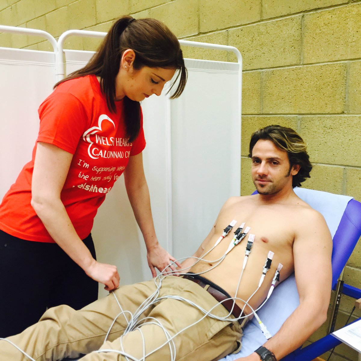 CalonHearts's tweet photo. We're holding a heart screening session at the Principality Stadium in Cardiff ❤️ Book now at https://t.co/IzeyDzpcI4 https://t.co/ohDuGQGugC