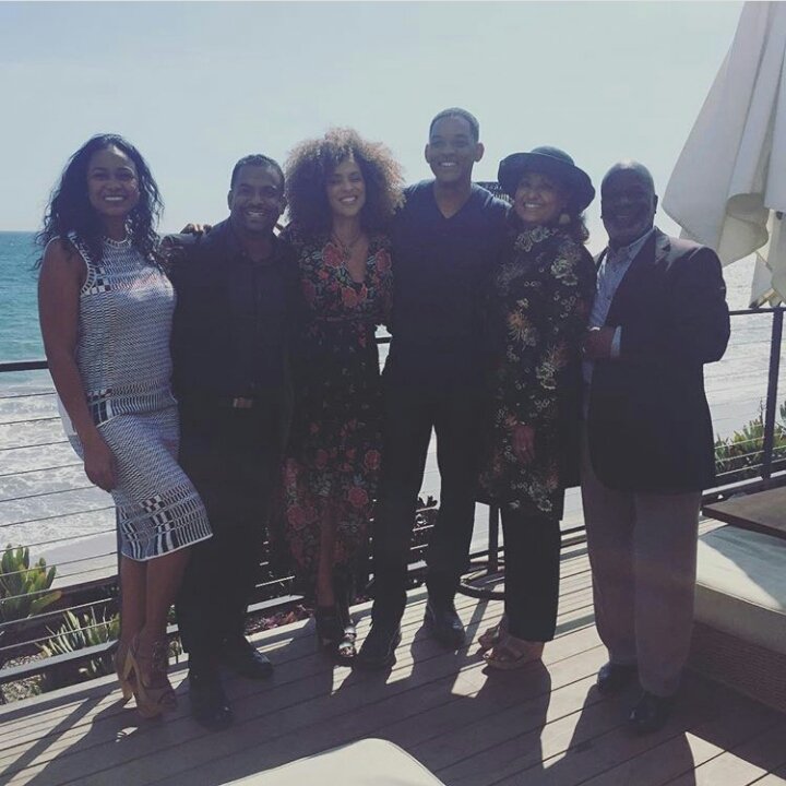 GRMDAILY's tweet photo. Fresh Prince of Bel Air reunion 🙌 https://t.co/rxTuFSIkp8
