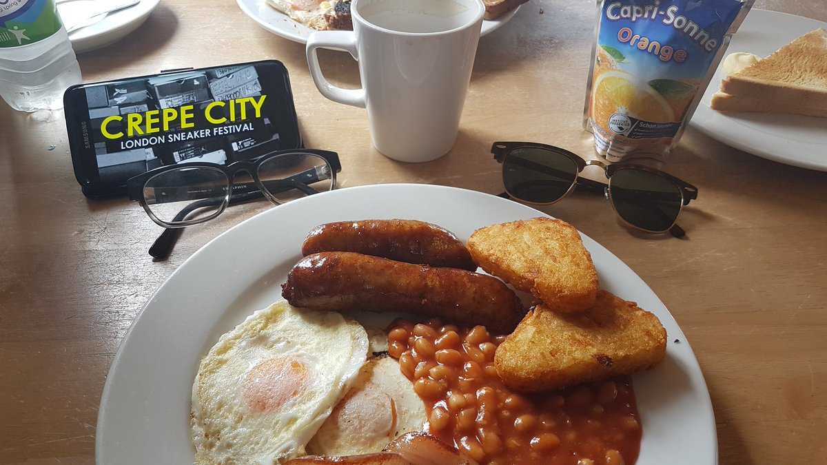 KieranPurdie's tweet photo. Birthday Brunch with @talkstuffgroup &amp; @talkpr0perty - 30 years of friendship at this table Yo #lifeisgood 🤓😎👍 https://t.co/iUwhwhHCQH