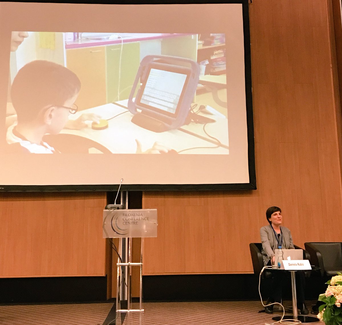 LiriKopaci's tweet photo. Fascinating presentation by D. Rubio @Apple #DistinguishedEducators on the use of #technology 4 #PwD #everydreamispossible #CoEdisability https://t.co/GqNGLjdRoX