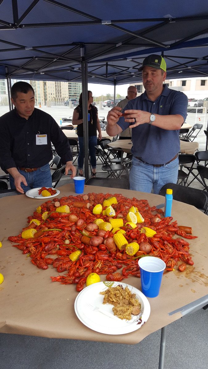 MetaMythicCo's tweet photo. NERC Human Performance Conference underway! Great crawfish cookout last night to kick things off! #NERCHP17 #NERC #HumanPerformance https://t.co/2KsaLvxZEG