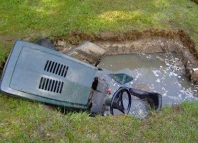 PinPointVideo's tweet photo. If you don't maintain your septic system this could happen to you. https://t.co/bBEKrLwgka