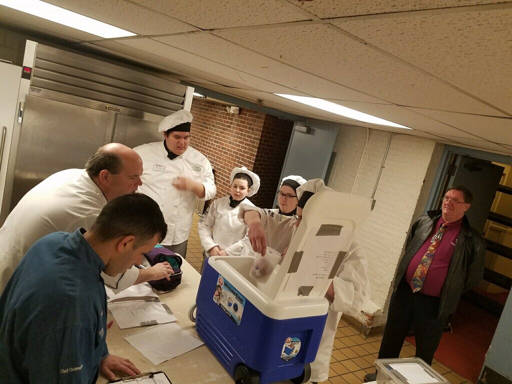 Snapchef's tweet photo. SnapChef is proud to be a partner in the @ProStart Invitational @MechanicsHall in #Worcester!
Follow us today on #maprostart2017 #mpsi2017 https://t.co/VNlkbT1Vj9