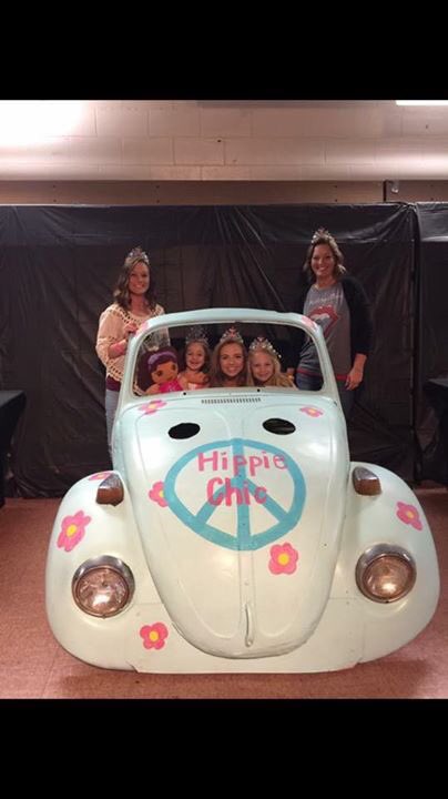 PageantsByMindy's tweet photo. Not to mention our mommies won as well- the mommy &amp; me portion was my personal favorite😍 https://t.co/ppxjVZWYxi