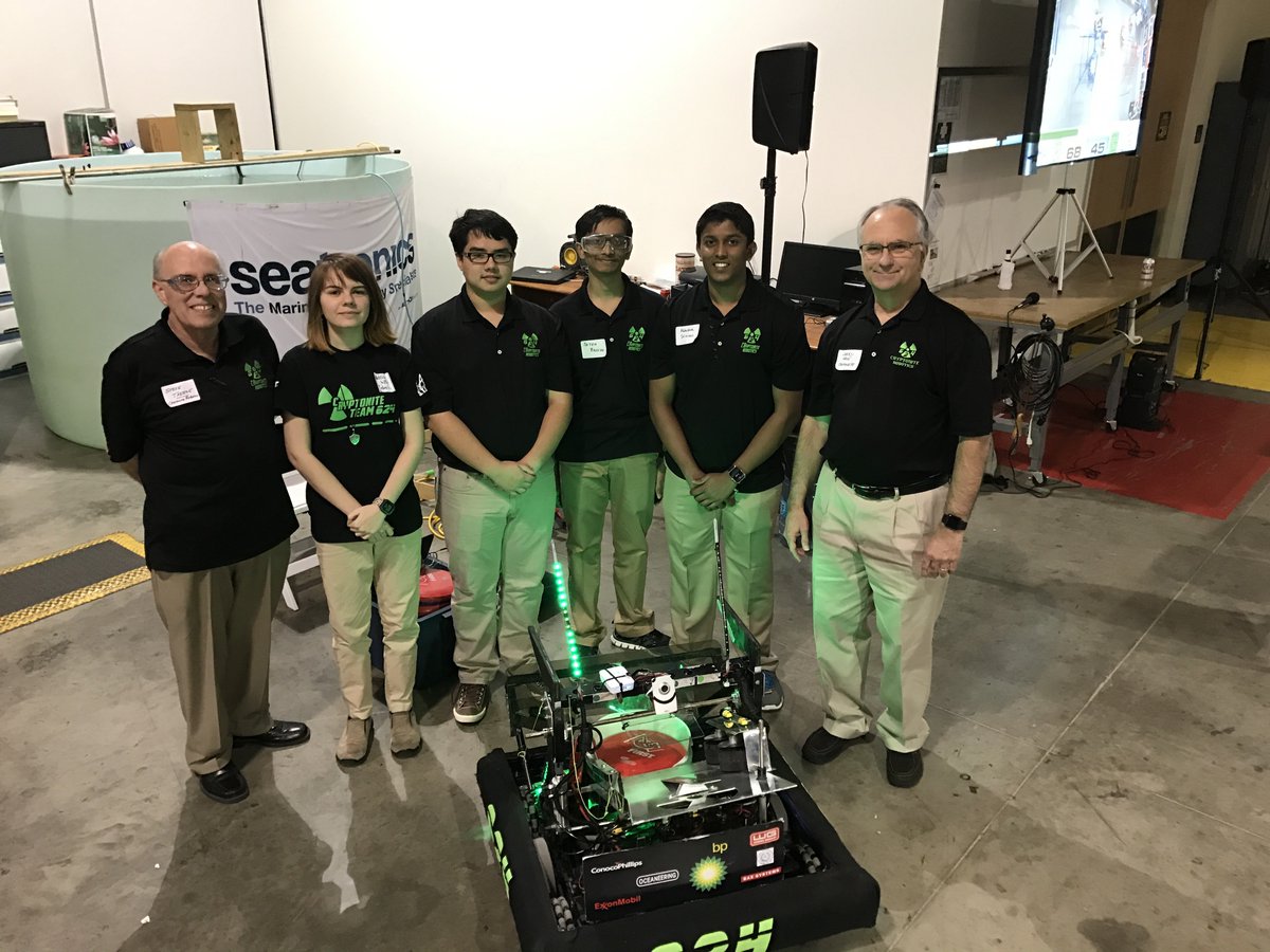 Seatronics's tweet photo. Some great snaps from the Hydrographic Society of America Technical Meeting held at the Seatronics Inc facility! #THSOA https://t.co/uVLPIjmaDC