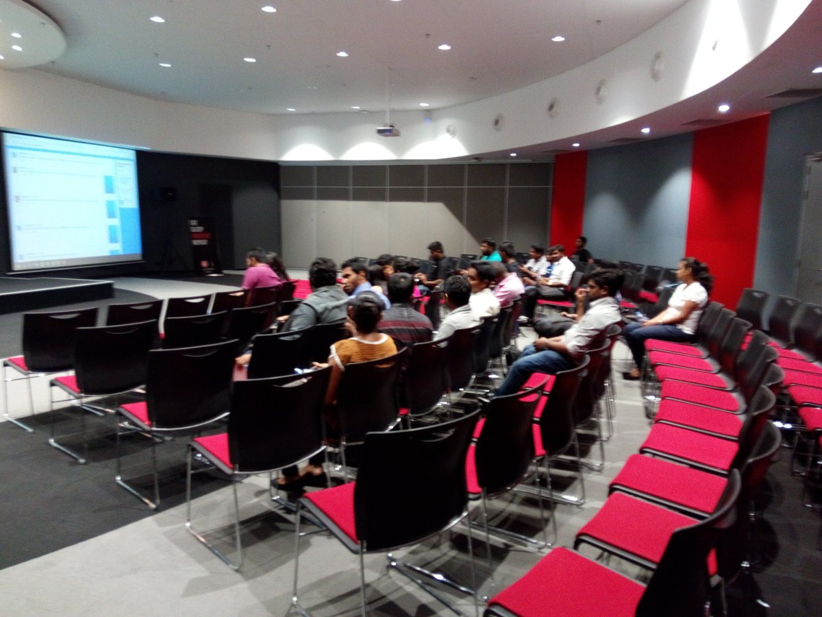 colomboangular's tweet image. #colomboangular2017 registration&apos;s on fire!