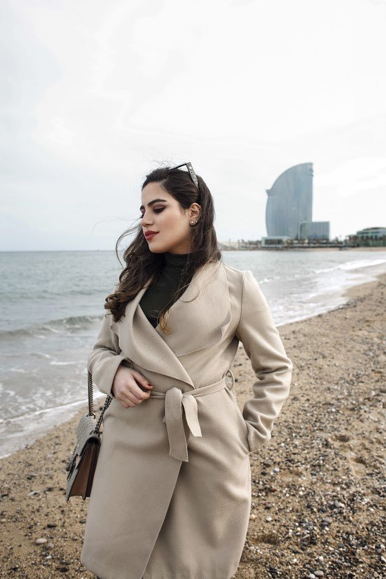 Neutral tones thelashesandlaces.com/2017/03/28/neu…