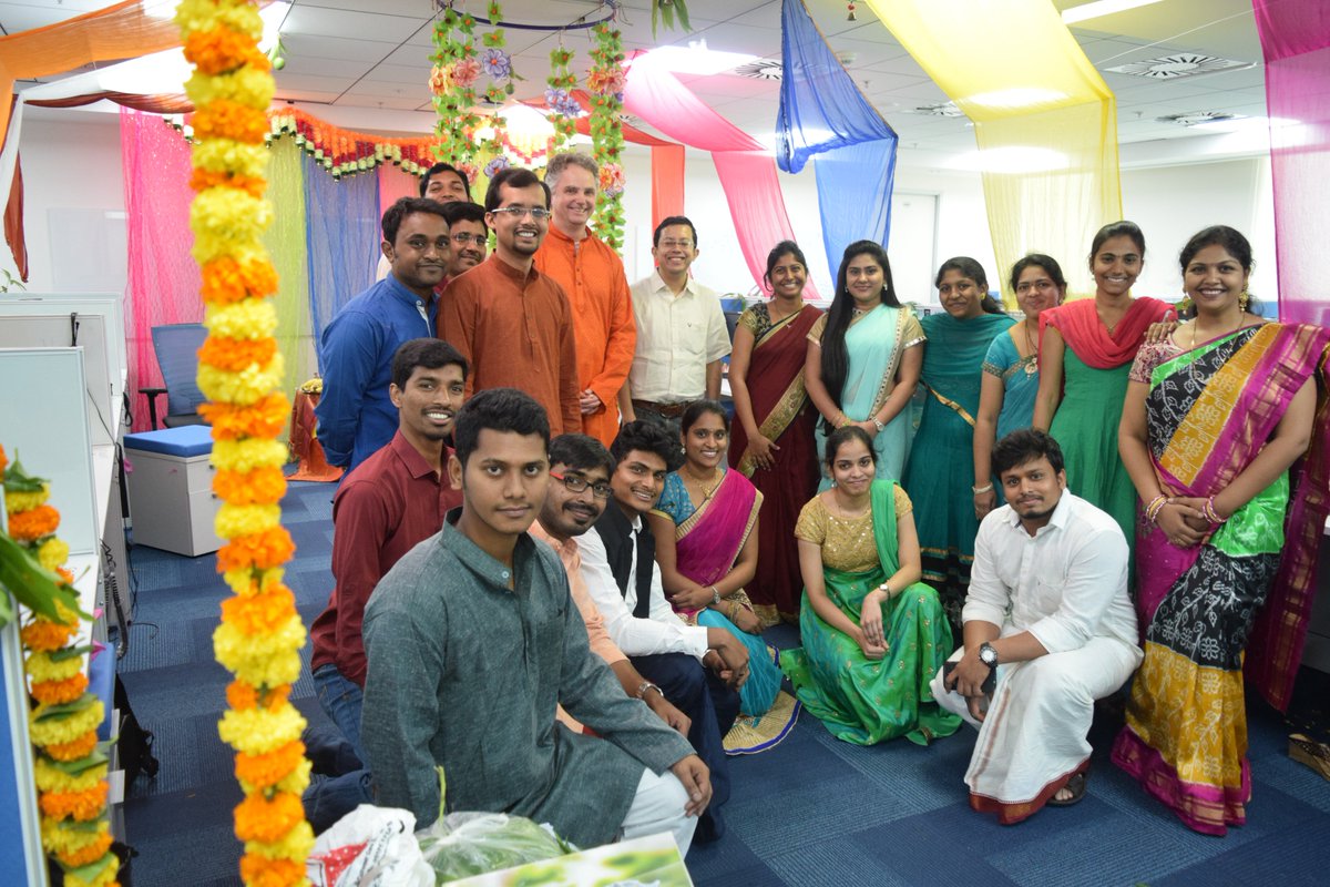 HexagonRnDIndia's tweet image. Michael Buss, Sr VP, Materials and Construction @MBussIntergraph &amp;amp; Guido Hufer Dir, PPM, Business Development with @Intergraph PPM teams.