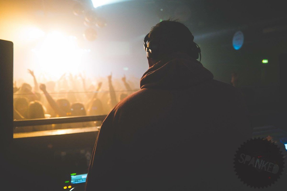 DJOneF's tweet image. Up the M1 to @plugsheffield for @SpankedSheff tonight! Crazy atmosphere each &amp;amp; every week 🙌🏼👌🏼🎉