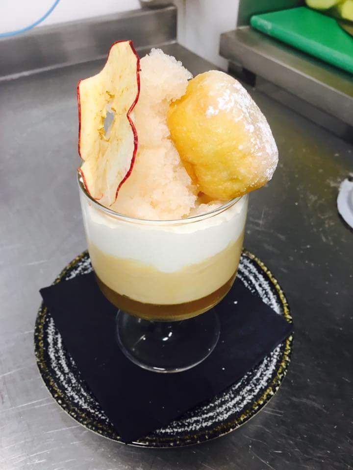 ria_raf's tweet photo. The @KernelKilkenny trifle https://t.co/bVAOMEKNPu