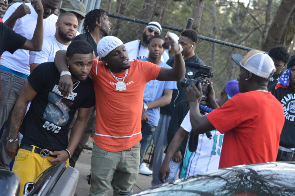 ClickModePix's tweet image. “Drugz” by Shawty Lo (Video Shoot Exclusive Pix) swurvradio.com/drugz-shawty-l…