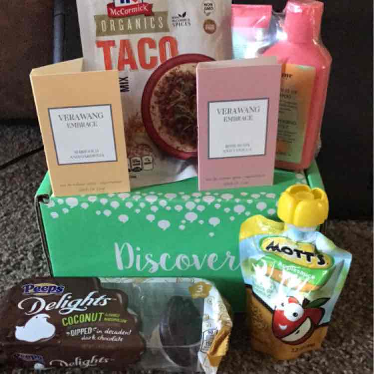 GarrisonLady's tweet photo. thanks @influenster for my treats this month #mccormicsorganics #evanye #trymotts #peepsdelights #verawang https://t.co/JBCy68fWDq