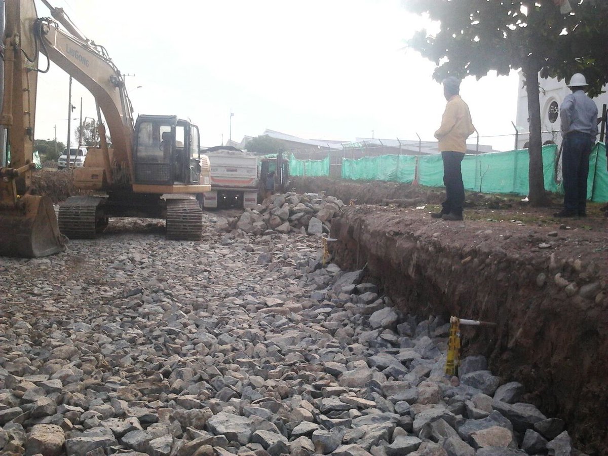 GRACIAS <a href="/SETPCValledupar/">SIVA Valledupar</a> !!! Este filtro permitira la subsistencia del #HumedalMariaCamila 👏👏 <a href="/VocalDeControl/">VOCALES DE CONTROL 💯🔎</a> <a href="/kalebvilla/">KALEB VILLALOBOS</a> <a href="/Jnez_Fadul/">Jairo Jiménez Fadul</a>