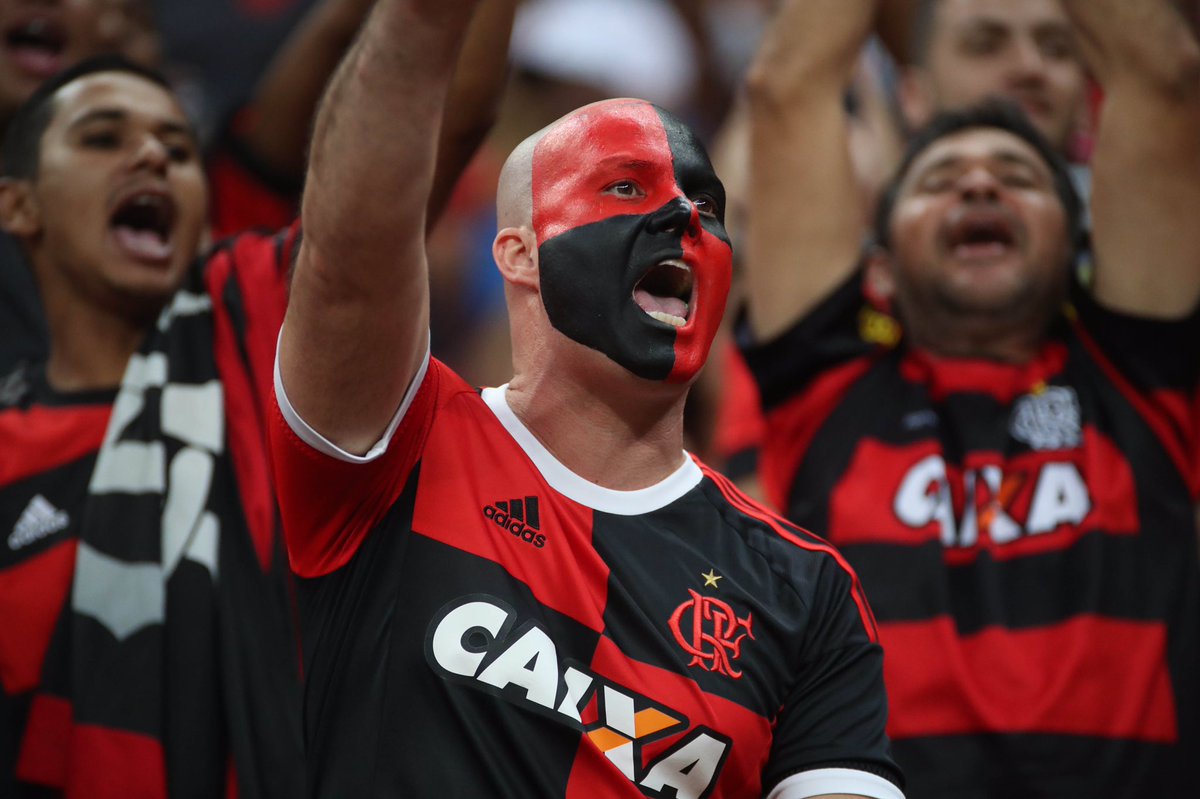 Flamengo's tweet photo. Não é torcedor. Isso aqui é devoto, parceiro! Bom dia, Nação! Isso aqui é Flamengo! https://t.co/k7oPY6gp1A