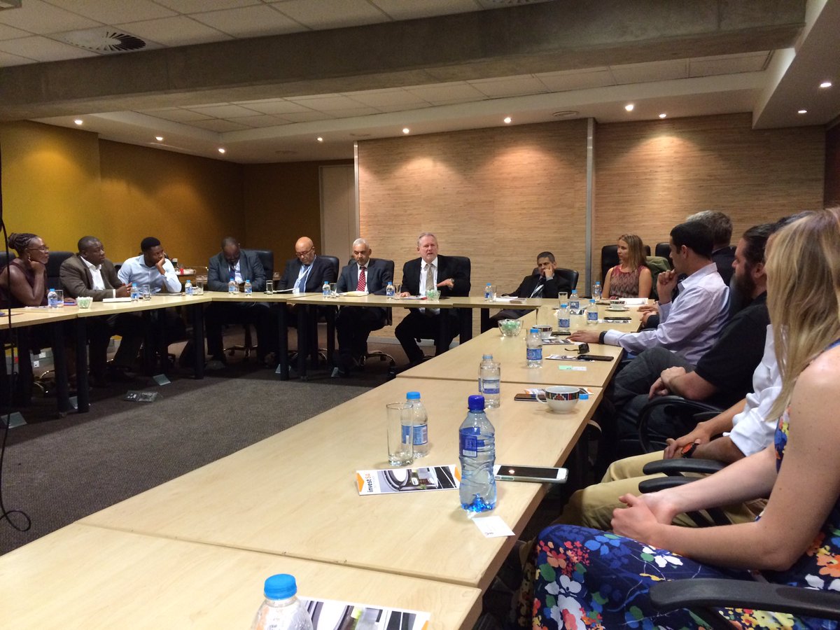 500GlobalVC's tweet image. Meeting with the Minister of Trade #GOAPAfrica. South Africa has a one stop shop for entrepreneurs &amp;amp; investors as a resource called InvestSA
