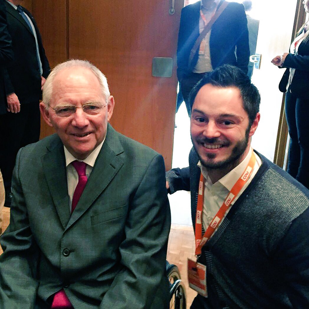 CDUTeck's tweet photo. Michael Haug mit Finanzminister Wolfgang Schäuble beim #TagderCDU der @CDU_BW. https://t.co/D4DbaUzGEh