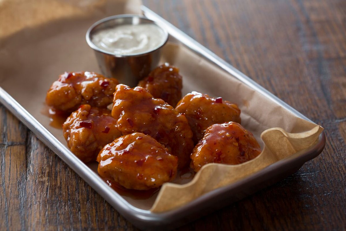 WingZoneGT's tweet photo. Get 10 wings for $5.99 every Tuesday! Use online coupon code: 10TUE. Order at https://t.co/5r6mUrrigm   now!🍗🍗🍗 https://t.co/Lob8ulTEAf