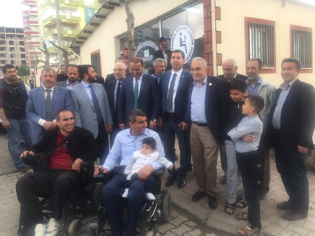 aefakibaba's tweet photo. Şanlıurfa Omurilik Felçlileri İstihdam Derneğinin çalışmalarını canı gönülden tebrik ederim. Hep birlikte #KararımızEvet dedik. https://t.co/RABj1QdNfz