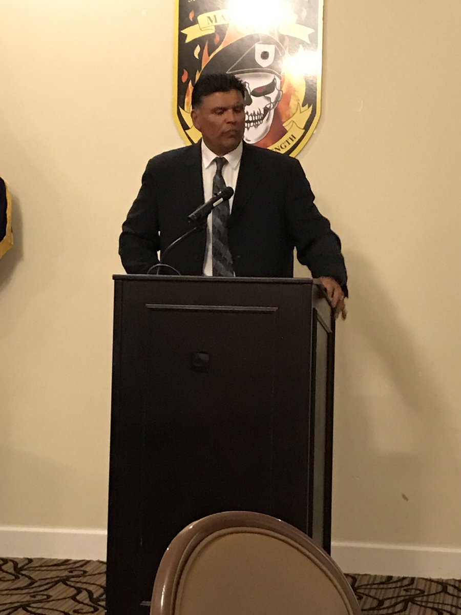 CSM_RETIREDNOW's tweet photo. What an awesome way for the Marauder Bde to kick off our 2017 Governance Forum. Pro Football Hall of Fame inductee Anthony Munoz. https://t.co/VMz1FSthy0