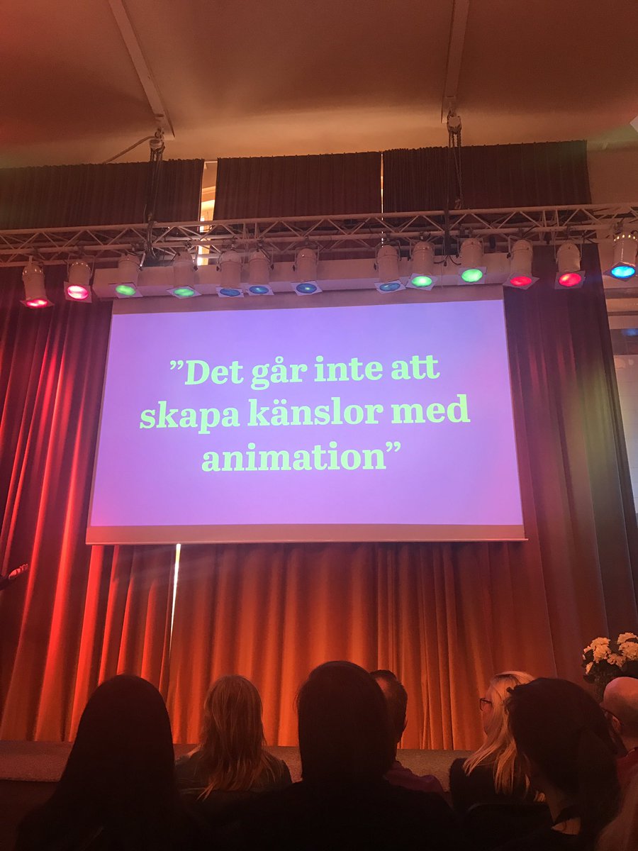 Berghs's tweet photo. "Lika tokigt som att säga att det inte går att skapa känslor med en Sony-kamera." - @simonosterhof #caplive https://t.co/NM9ilZc4Gq