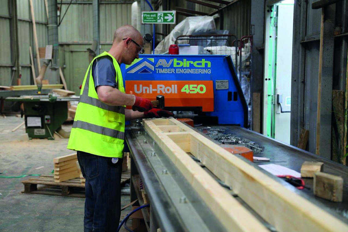 turner_timber's tweet photo. #oak #selfbuild #selfbuilders #dreamhome #design #architecture #granddesigns #frames #trusses #joists https://t.co/xqTmZOp5uM