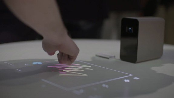 bhatiasachin's tweet image. Transform any surface into an interactive display with this incredible projector on.mash.to/2mMipVq #TechUpda…