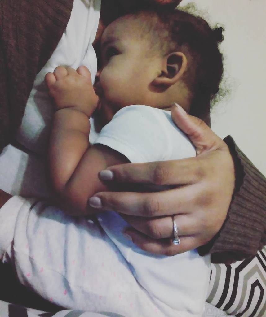 EndureOptimist's tweet image. The (Jelly)Bean ❤❤❤❤ #9mos #sheclings #loveher #motherhood #jellybean #lifewithjellybean #… ift.tt/2ou5aos