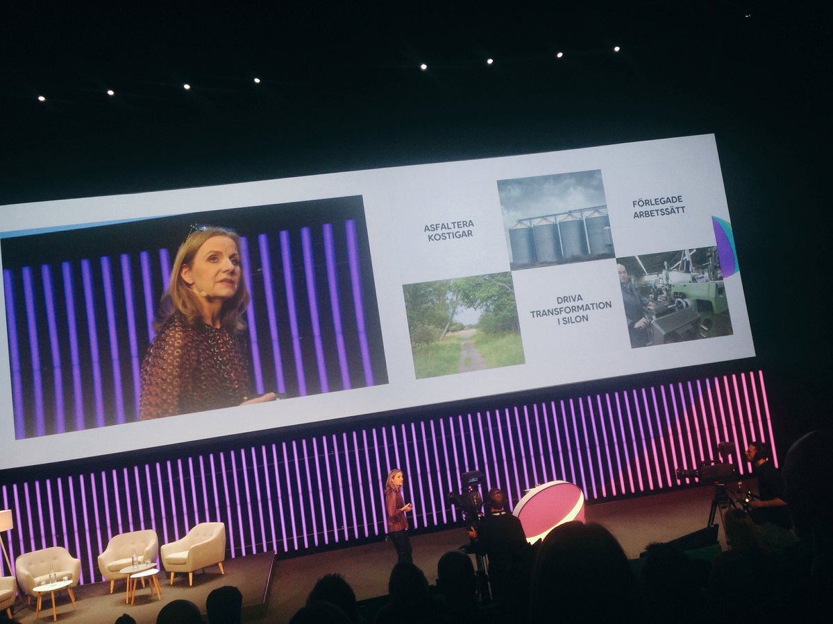 Framtidsfemnstn's tweet photo. Coola @HBarnekow om att våga ta modiga beslut, våra vara snabb, förenkla, kunddriven förändring och förändring på djupet #teliaC2B https://t.co/Zv9abRAsrO
