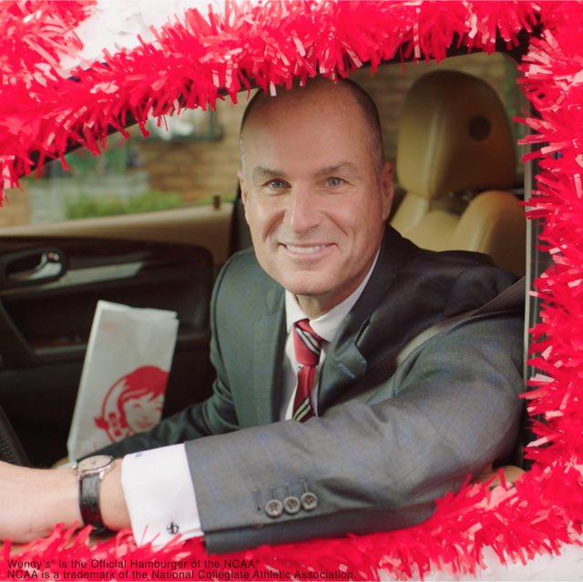 JayBilas's tweet photo. Almost at the end of the road with the #Drive2TheFinal4. Had some @Wendys, had some laughs, now itโs time to watch some hoops! #ad https://t.co/B12ZF86DK5