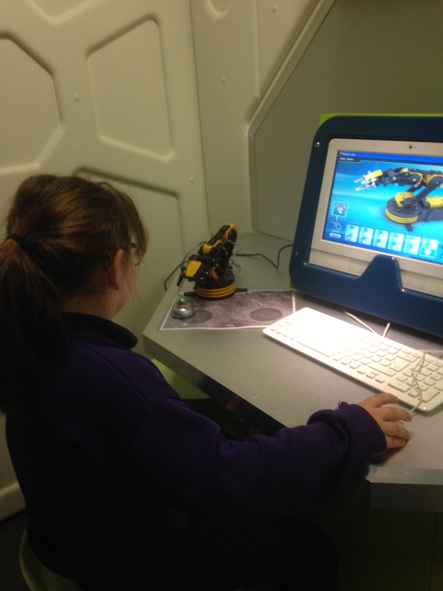 HEY Children's Uni tweet media