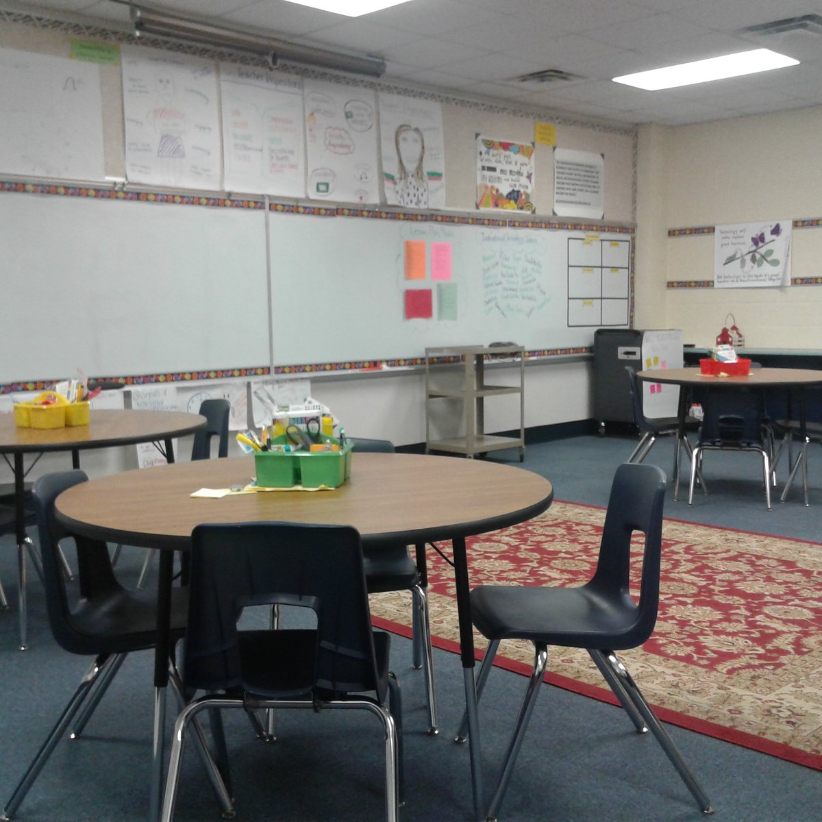 pjgard26's tweet photo. Working in solitude can be overrated. The TAs are at BU because of STAAR testing. Classrooms should have students! #missingmyTAs @BaylorSOE https://t.co/SSFUqbjLHM