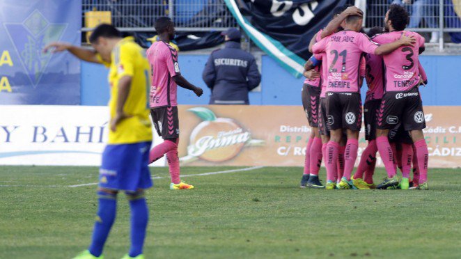 Sin pegada no hay combate cadizcfblog.wordpress.com/2017/03/28/sin…