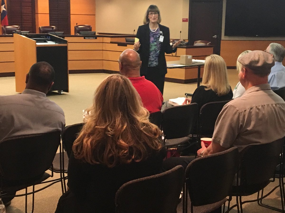 TiffanyVeno's tweet photo. Garland ISD Interim Superintendent Dr. Deborah Cron is a Leadership Garland Class 7 graduate. #LG36 #GetToKnowGISD https://t.co/EO5foRzS4y