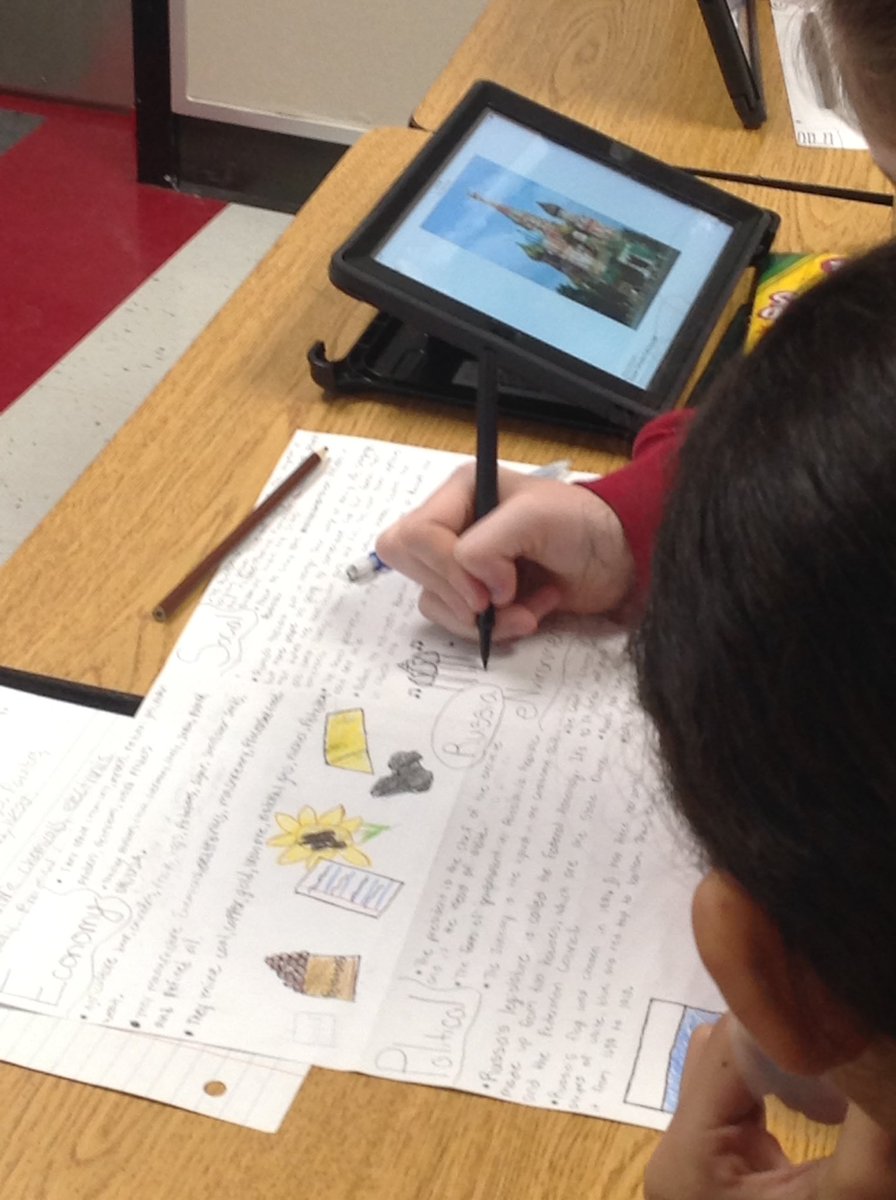 Creating an ESPeN poster to study Russia using World Book Online #bmschamps <a href="/rickbleemel/">rick bleemel</a>