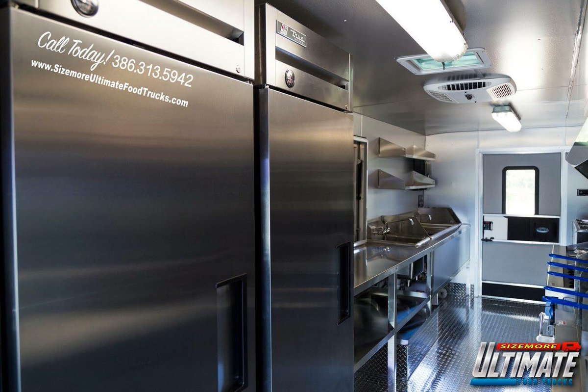 UltimateTrucks's tweet photo. Check out this clean #foodtruck finish. #stainless #aluminum #foodtruckforsale #customfoodtruck #thebest #worldsbest #buyafoodtruck https://t.co/hvNavTnyDJ