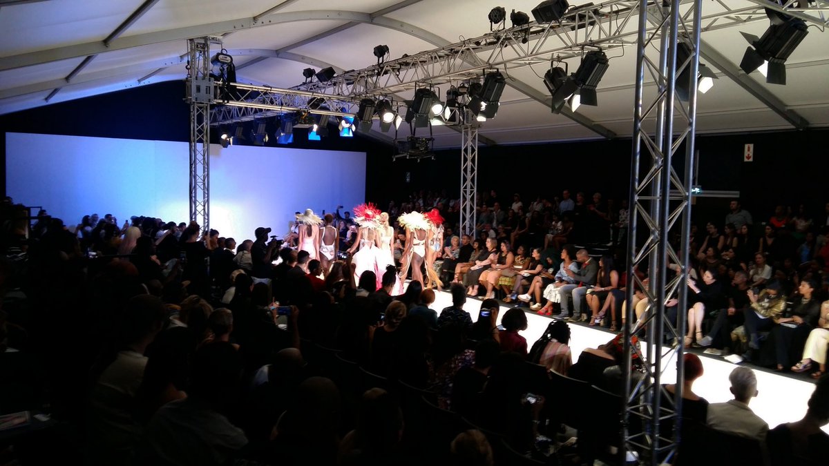 BKool_Media's tweet photo. The Hive #SAFW #SS17
#BKoolMedia https://t.co/eKIV6RbPJV