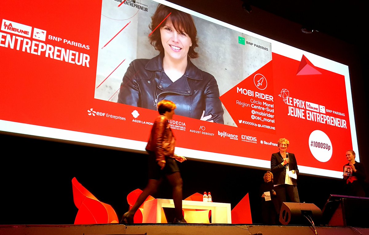 MarcFuseki's tweet photo. Et le prix @BNPParibas Innov & Connect: @cec_morel de @mobirider et son #smartretail. Bravo! @Elaia_Partners proud! #1000SUp @LaTribune https://t.co/SGUK1eI3kw