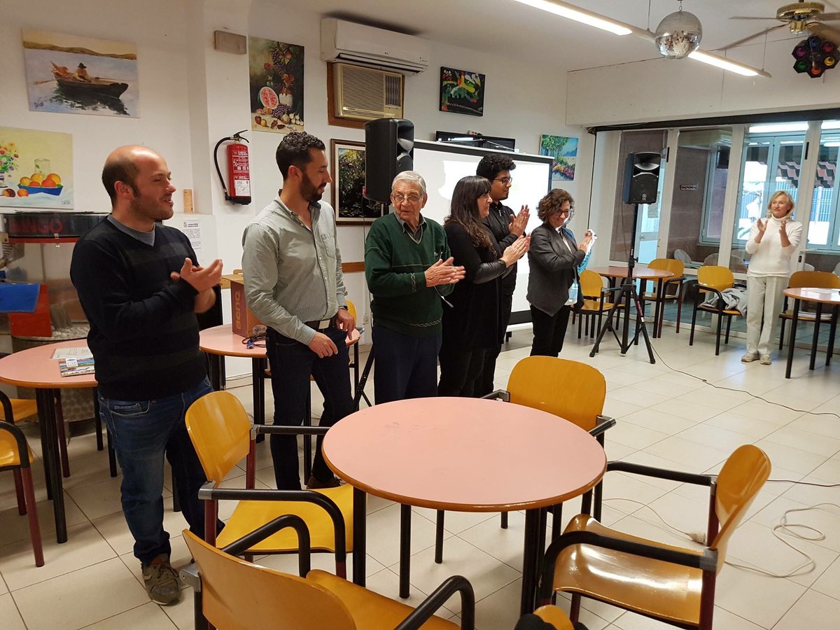 Acte lliurament diplomes cursets realitzats per la UIB en el Club de Persones Majors Es Molinar, han participat més de 40 persones